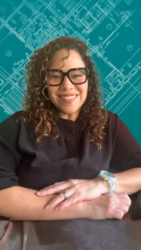 ELVIA BRICEÑO Arquitecto / Gerente de Proyecto.